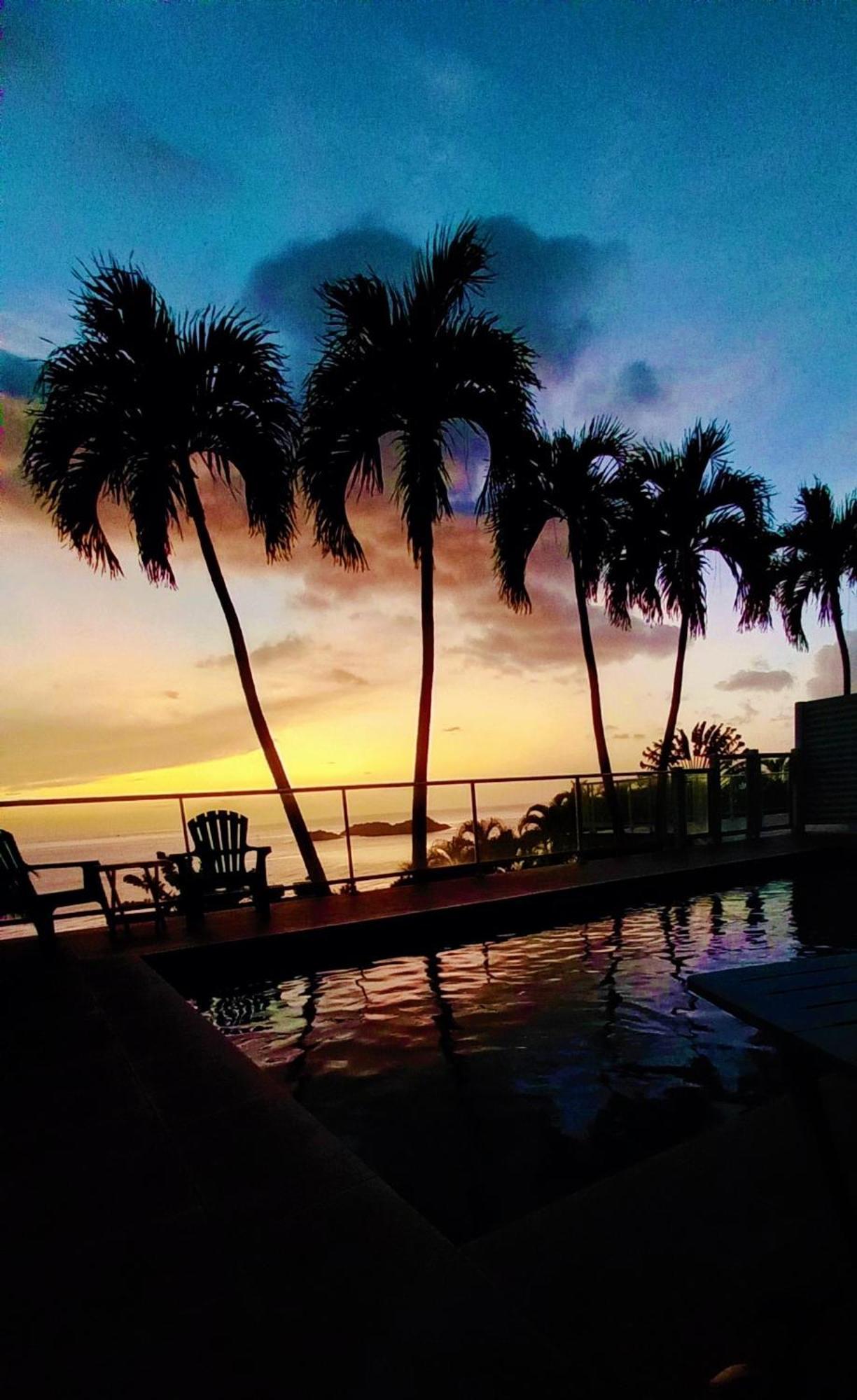 Logements Vue Mer Acces Piscine En Guadeloupe Bouillante Esterno foto