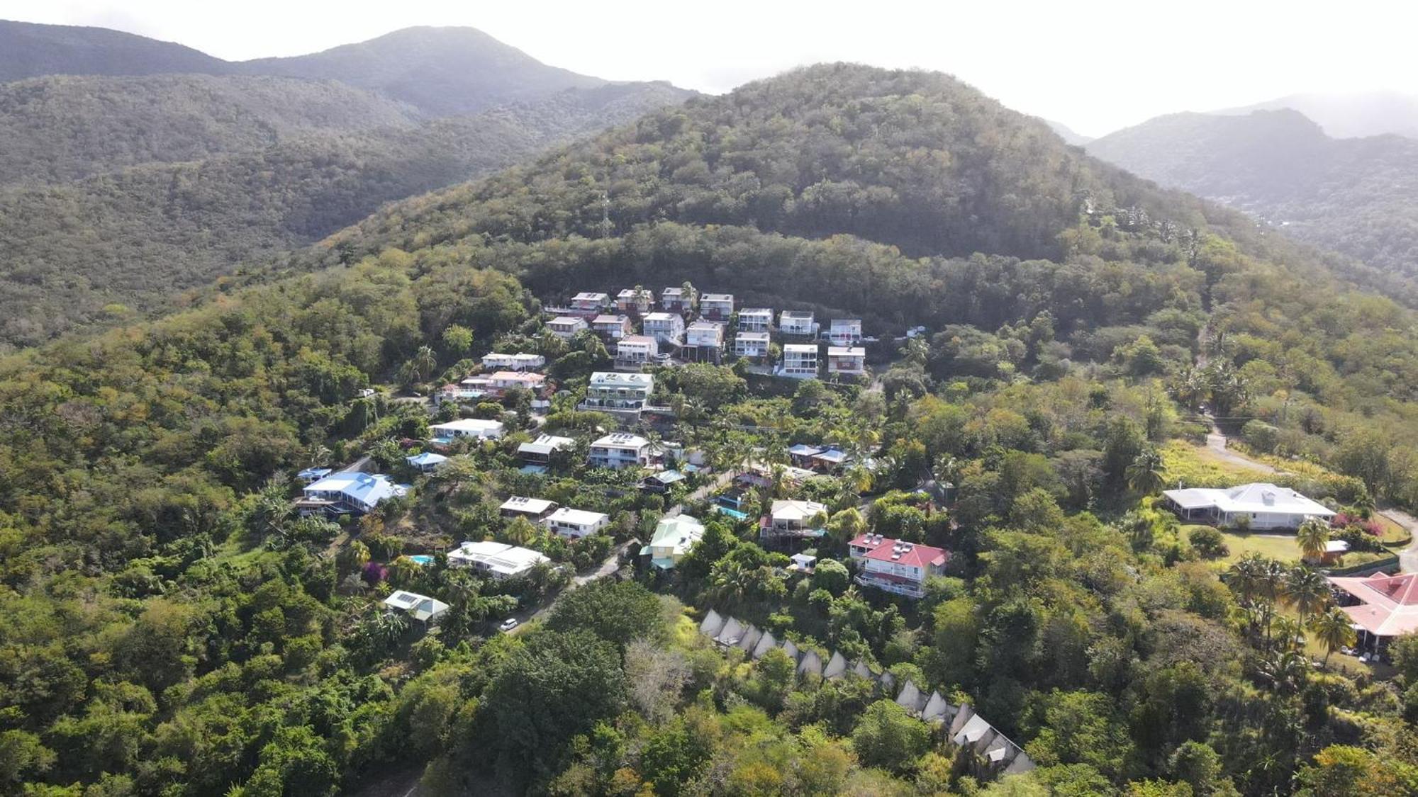 Logements Vue Mer Acces Piscine En Guadeloupe Bouillante Esterno foto